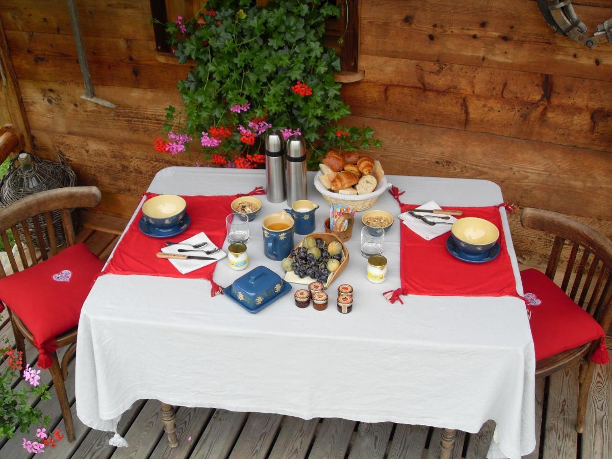 Saint-Paul-en-Chablais Le Grenier Bed & Breakfast エクステリア 写真