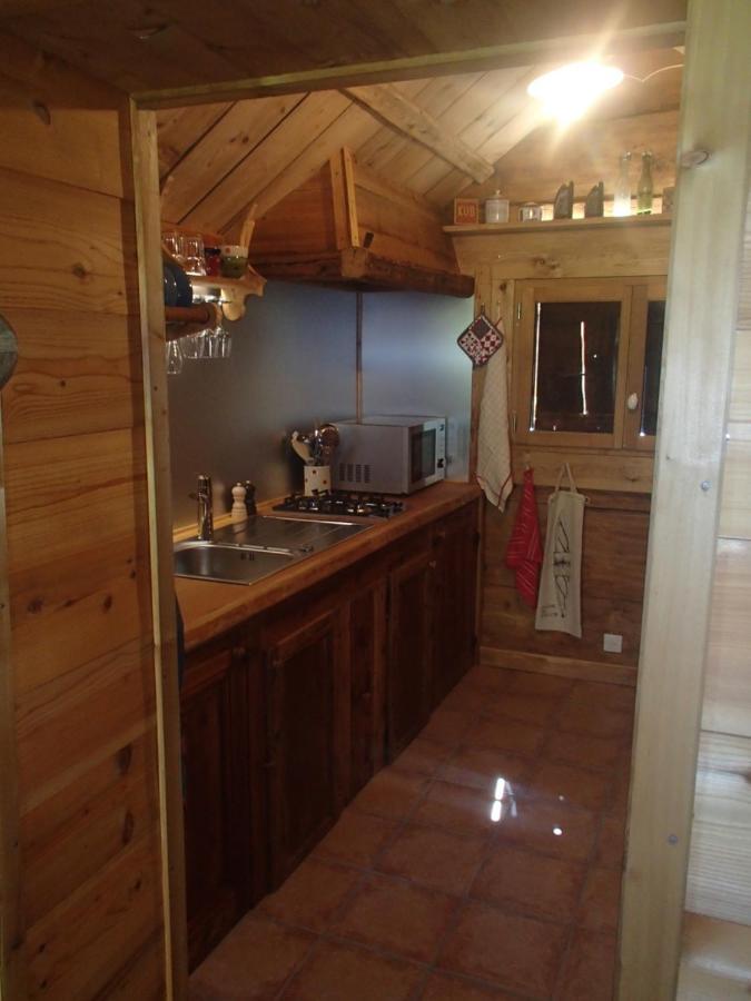 Saint-Paul-en-Chablais Le Grenier Bed & Breakfast エクステリア 写真