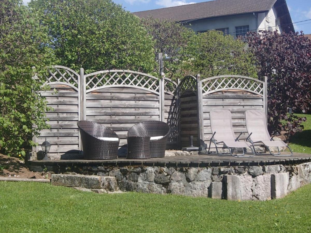 Saint-Paul-en-Chablais Le Grenier Bed & Breakfast エクステリア 写真